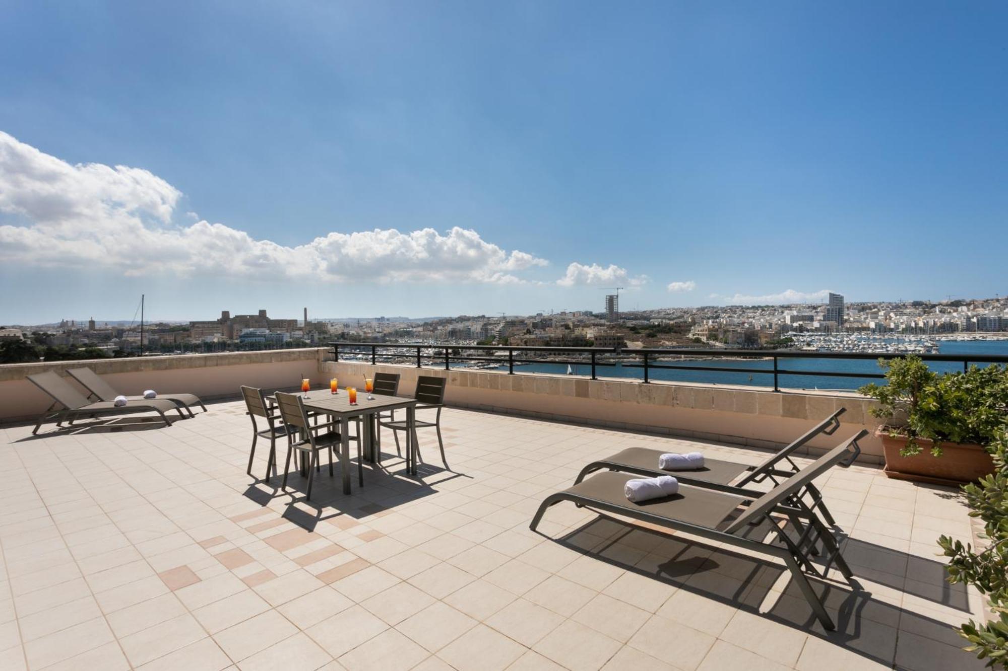 Grand Hotel Excelsior Valletta Exterior photo